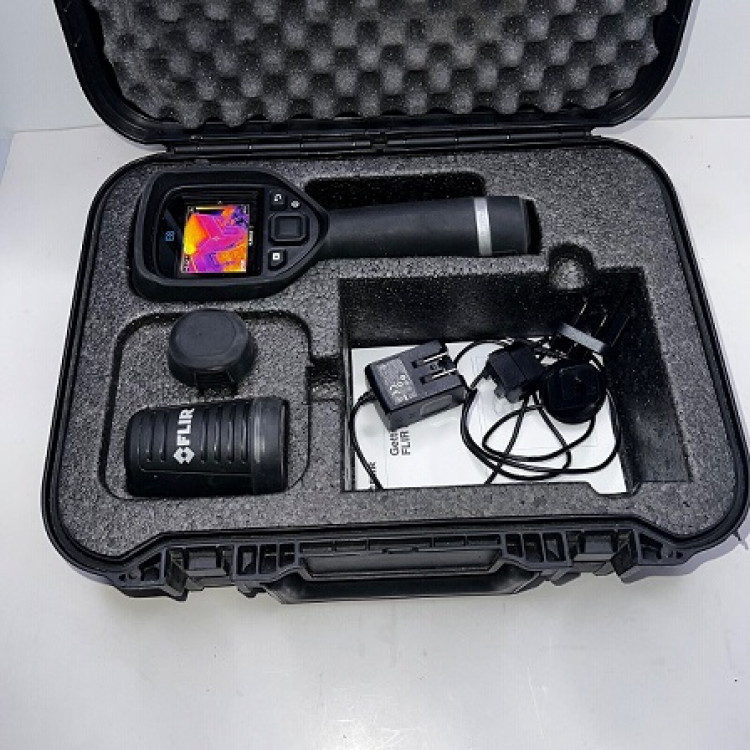 Used Flir E8 Infrared Thermal Imaging Camera